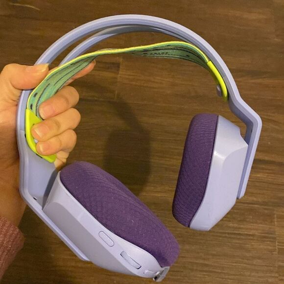 G773 LIGHTSPEED Wireless RGB Gaming Headset - Picture 3 of 4